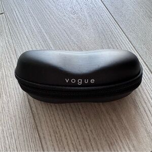 Vogue Matte Black Eyewear Case